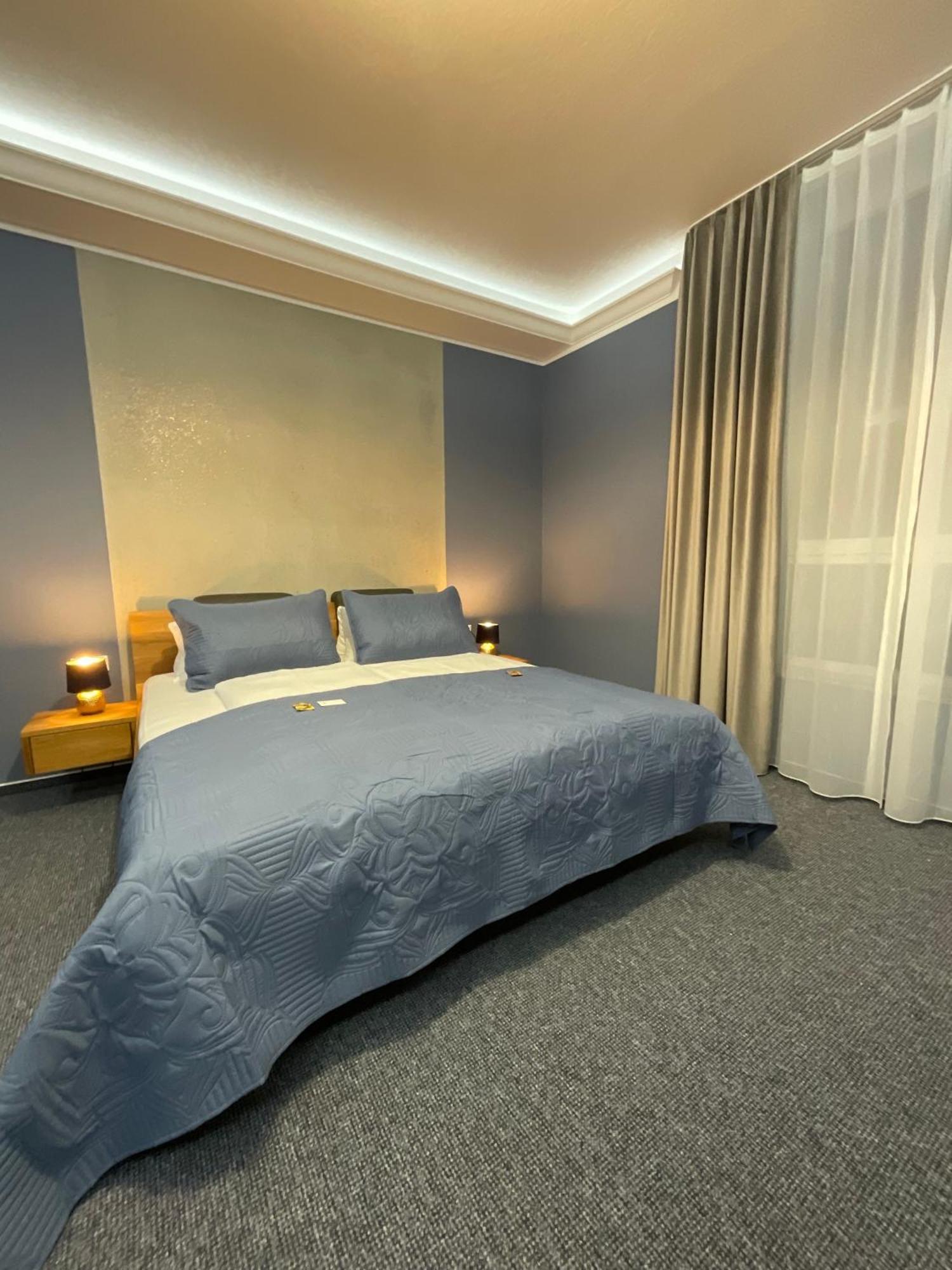 Hotel Residenz Luxury Apartments Metzingen  Zewnętrze zdjęcie