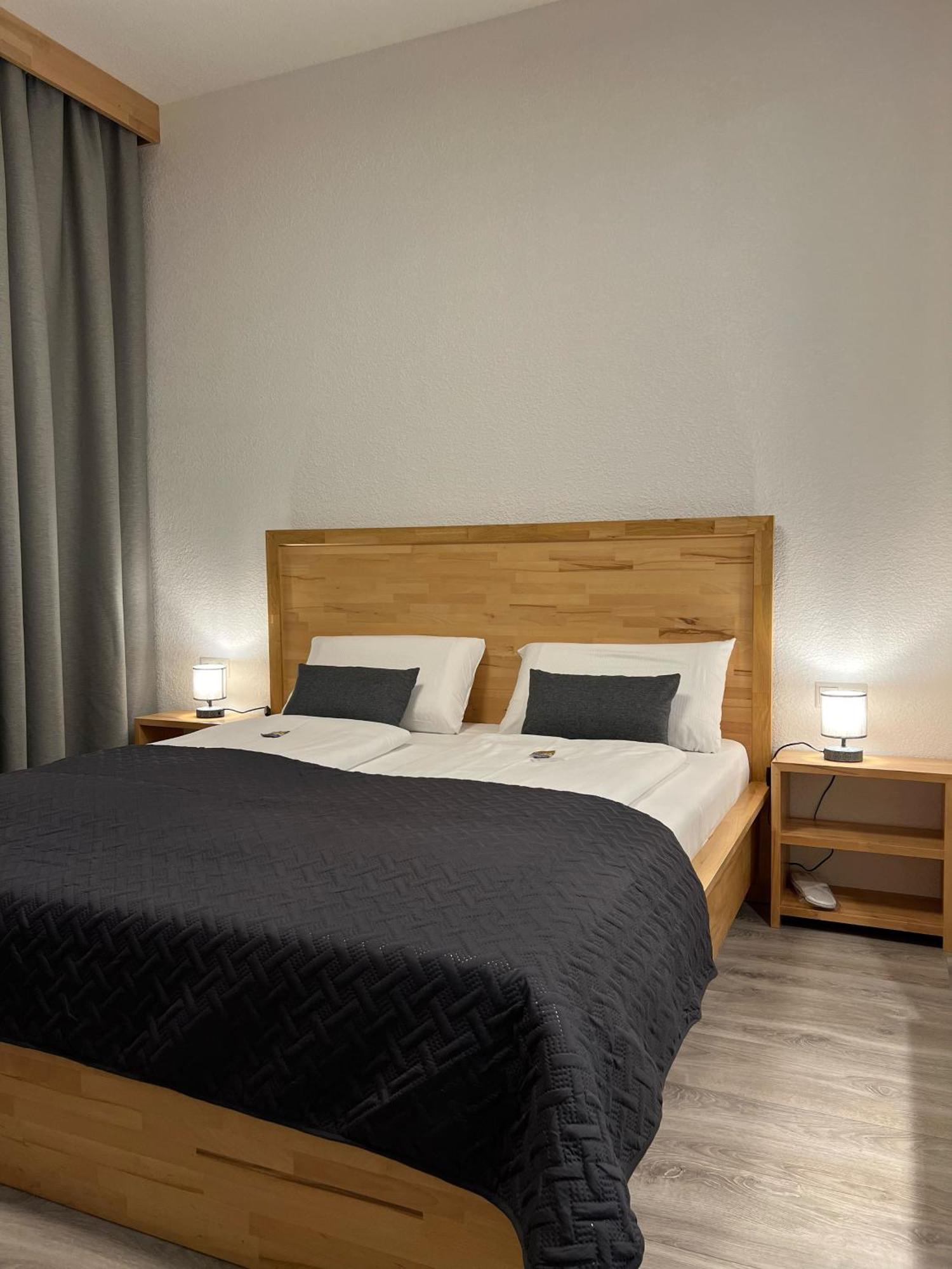 Hotel Residenz Luxury Apartments Metzingen  Zewnętrze zdjęcie